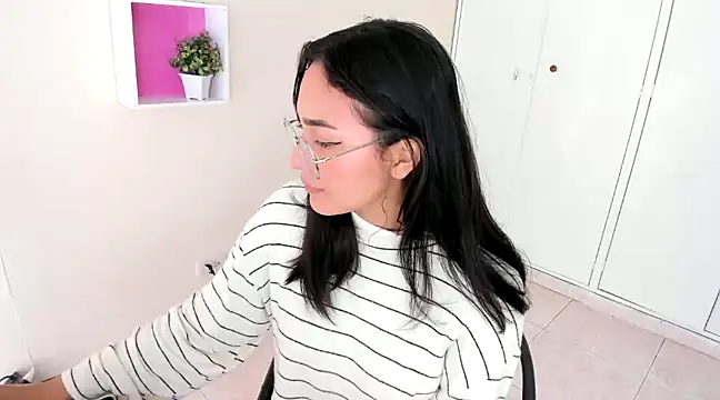 ASIAM BRUNET online show from 12/23/24, 02:28