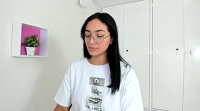 ASIAM BRUNET online show from 01/11/25, 04:14