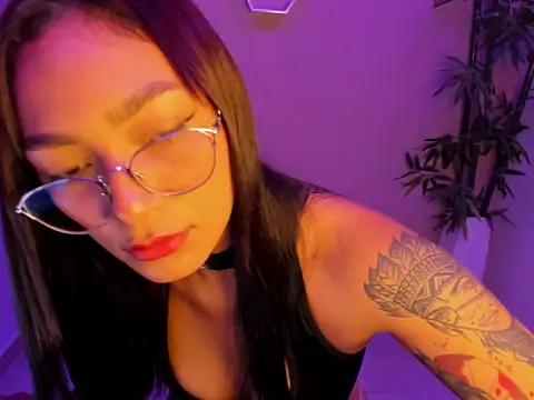 ASIAM BRUNET online show from 03/24/26, 01:49