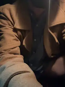 Hideen-real-face online show from 03/19/25, 10:22