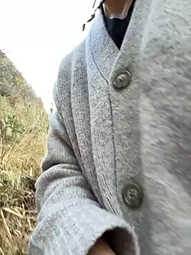 Hideen-real-face online show from 11/21/25, 06:23