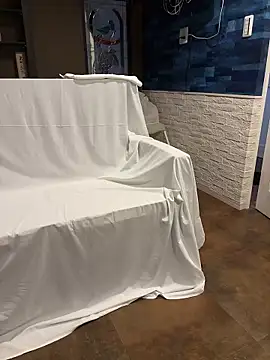 Hideen-real-face online show from 02/14/26, 11:18