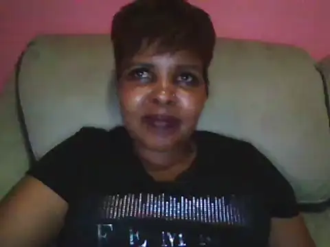 Honeybae82x online show from 12/20/24, 08:23