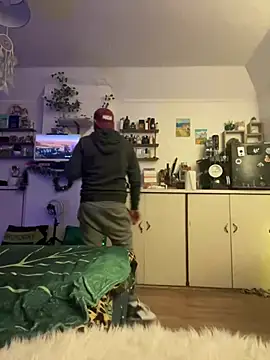 Snapshot of lextalon chatting on 12/17/24, 03:17 lextalon online show from 12/17/24, 03:17