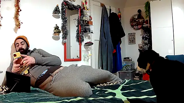 Snapshot of lextalon chatting on 12/22/24, 02:39 lextalon online show from 12/22/24, 02:39