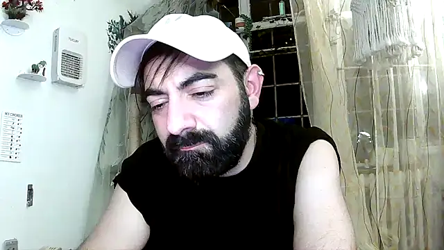 Snapshot of lextalon chatting on 02/23/25, 02:40 lextalon online show from 02/23/25, 02:40