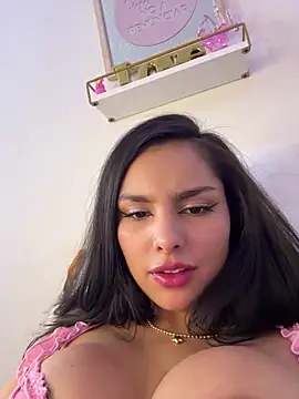 Snapshot of Maddy_Rouse_ chatting on 03/17/25, 03:25 Maddy Rouse online show from 03/17/25, 03:25