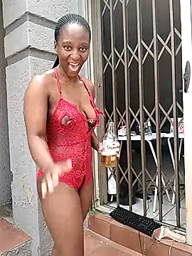 Snapshot of Lucy_Blacksilk chatting on 03/22/25, 11:53 Lucy Blacksilk online show from 03/22/25, 11:53