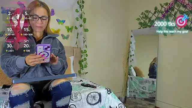 Snapshot of emagarcia chatting on 03/13/25, 03:06 emagarcia online show from 03/13/25, 03:06