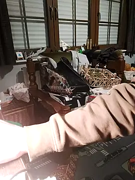 langelul12 online show from 02/07/25, 08:10