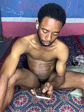 Snapshot of vergaswerrtt chatting on 10/08/25, 12:08 vergaswerrtt online show from 10/08/25, 12:08