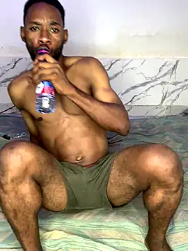 Snapshot of vergaswerrtt chatting on 12/21/25, 02:41 vergaswerrtt online show from 12/21/25, 02:41