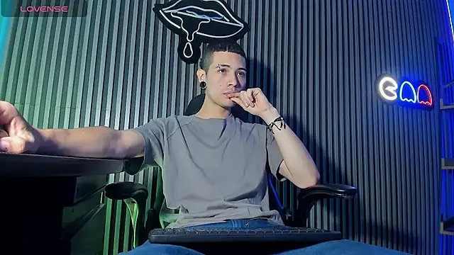 Jefer rick  online show from 10/05/25, 12:47