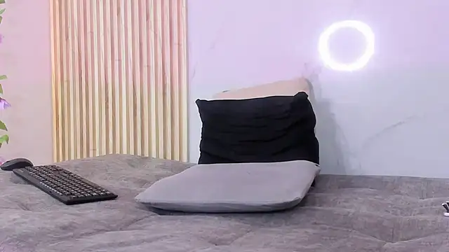 Aria montgomeri online show from 03/22/25, 04:58