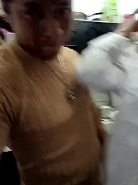 Snapshot of chicafresaxx chatting on 12/29/24, 06:24 chicafresaxx online show from 12/29/24, 06:24