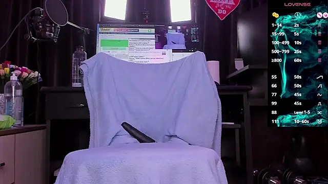 Raissa sky26 online show from 02/22/25, 03:45