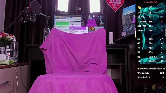 Raissa sky26 online show from 03/14/25, 10:07