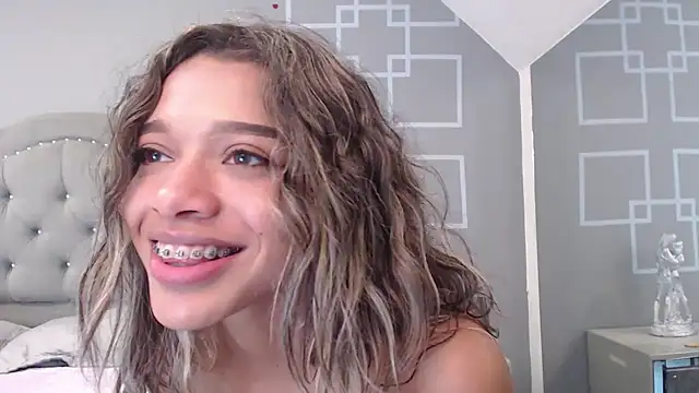 BritneyCollins online show from 02/09/25, 07:52