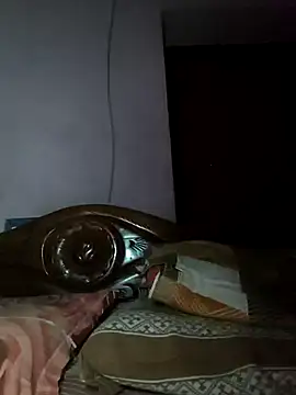Snapshot of IndianRima chatting on 03/07/25, 12:01 IndianRima online show from 03/07/25, 12:01