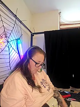 Bunny Cummings online show from 09/27/25, 04:23