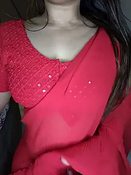 aRiNaAh online show from 02/12/25, 07:45