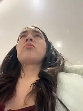 Holly Play online show from 02/26/26, 12:04