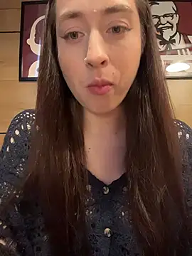 Holly Play online show from 05/30/26, 10:01