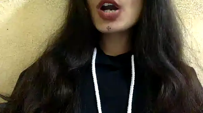 Snapshot of krati74 chatting on 01/23/25, 05:42 krati74 online show from 01/23/25, 05:42