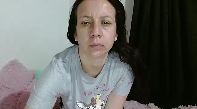 Snapshot of milfevha chatting on 01/09/25, 03:26 milfevha online show from 01/09/25, 03:26