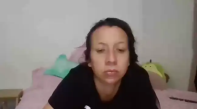 Snapshot of milfevha chatting on 03/21/25, 11:23 milfevha online show from 03/21/25, 11:23