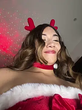 Snapshot of Iris_lee chatting on 12/20/25, 12:07 Iris lee online show from 12/20/25, 12:07