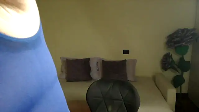 alexabecks online show from 12/17/25, 01:50