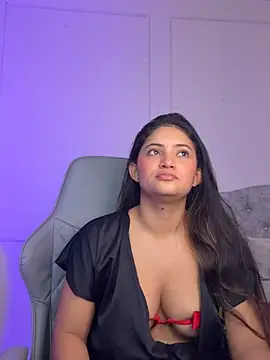 Snapshot of Isa_squirt1 chatting on 07/08/26, 05:01 Isa squirt1 online show from 07/08/26, 05:01