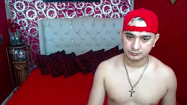 Snapshot of BOYSPEIN chatting on 03/18/25, 02:26 BOYSPEIN online show from 03/18/25, 02:26