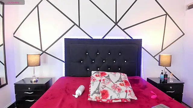 Snapshot of Iris_Thompson_ chatting on 02/26/25, 09:27 Iris Thompson online show from 02/26/25, 09:27