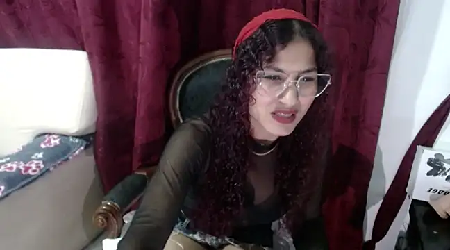 Cattleya1618 online show from 12/19/24, 03:40