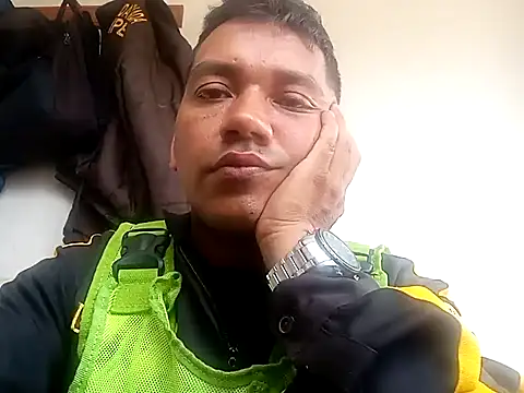Snapshot of angelito0219 chatting on 03/02/25, 07:45 angelito0219 online show from 03/02/25, 07:45
