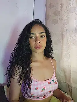 Snapshot of lali2gab chatting on 07/31/26, 11:04 lali2gab online show from 07/31/26, 11:04