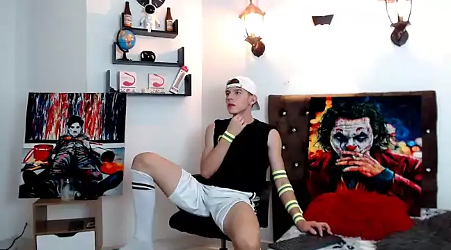 flowers18 online show from 02/24/25, 10:25