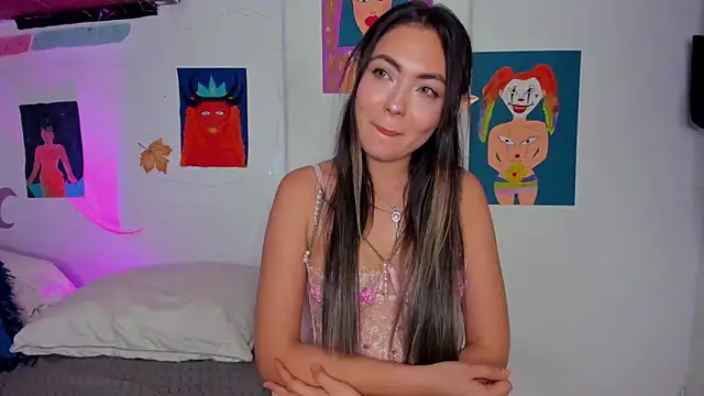 Snapshot of azumi_cutiepie_ chatting on 12/20/24, 02:16 azumi cutiepie online show from 12/20/24, 02:16