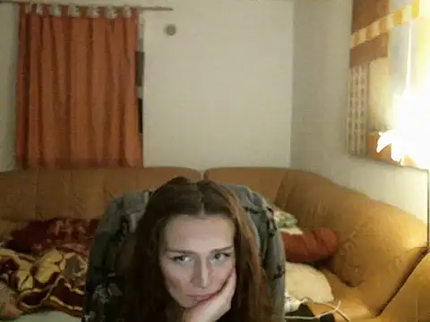 ludovika09 online show from 05/19/26, 08:26