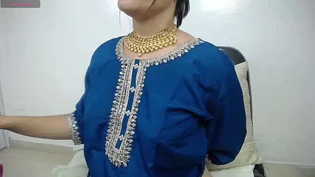 shantala krisha online show from 04/15/26, 07:58