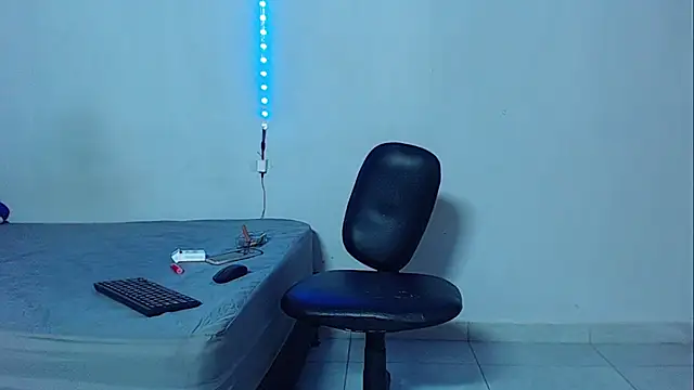 mikecoper 23 online show from 10/30/25, 04:08