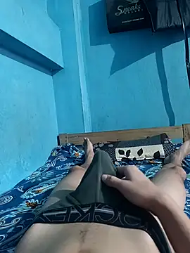 Snapshot of funnguy25 chatting on 09/25/25, 06:17 funnguy25 online show from 09/25/25, 06:17