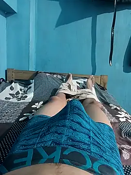 Snapshot of funnguy25 chatting on 09/30/25, 06:40 funnguy25 online show from 09/30/25, 06:40