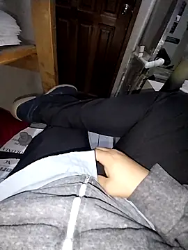 Whiper2024 online show from 11/24/25, 06:18