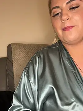 Blondiee3088 online show from 02/20/25, 08:14