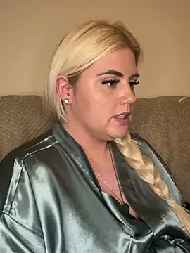 Blondiee3088 online show from 02/27/25, 08:31