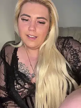 Blondiee3088 online show from 03/07/25, 04:00