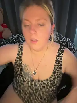 Blondiee3088 online show from 02/20/26, 09:43